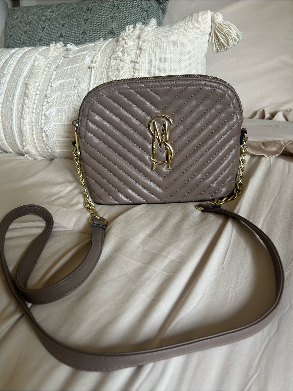 Steve Madden - Taupe Quilted Crossbody Bag with Gold Chain Accent